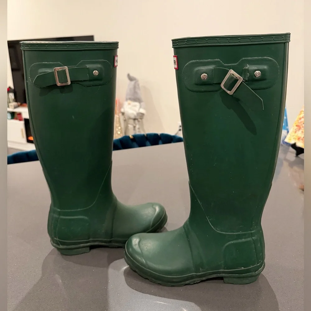 Hunter Original Tall Rainboot in‎ Green Size Womens 5 Mens 4